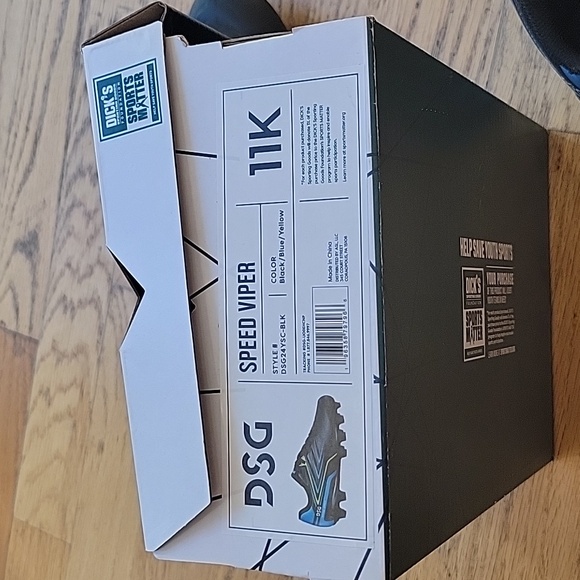 DSG speed viper soccer cleats size 11K - Picture 5 of 5